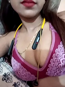 payalsharma95 online show from September 14, 4:39 pm