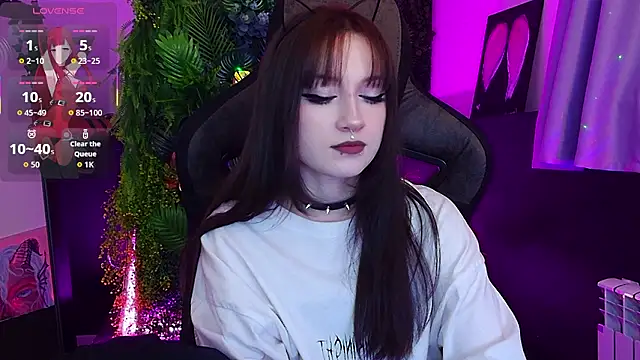 LiliLuna online show from February 25, 12:59 pm