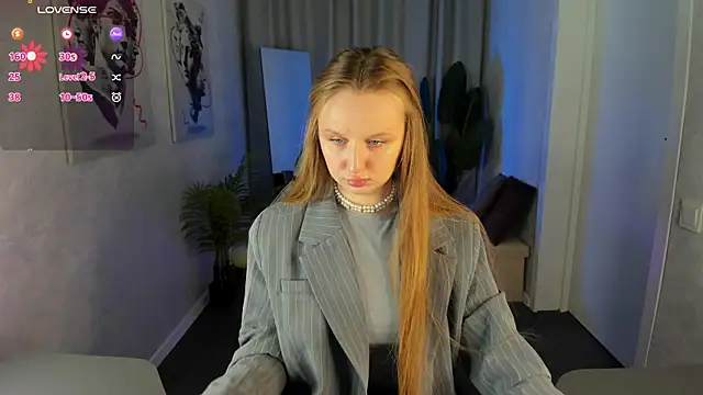 Rina Panic online show from April 4, 1:04 am