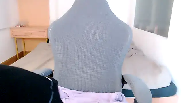 Snapshot of Cam-Ly chatting on July 14, 4:02 pm Cam-Ly online show from July 14, 4:02 pm