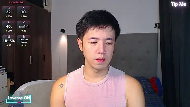 Addictiveboi online show from December 18, 2:39 am