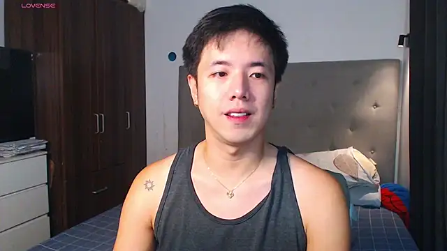 Addictiveboi online show from March 26, 1:11 am