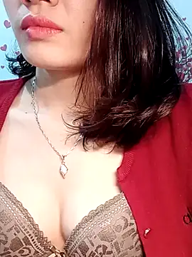 Hinna x online show from February 4, 3:07 pm