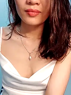 Hinna x online show from April 2, 2:47 pm