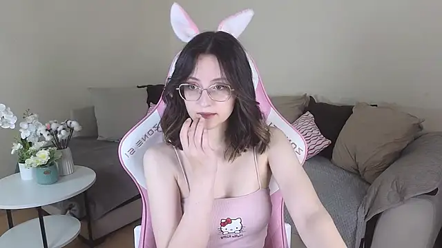 EsmaWonka online show from November 19, 7:08 am