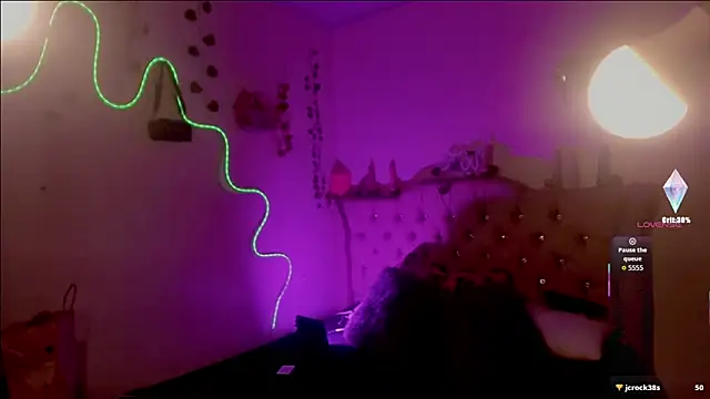 Cata MW online show from April 14, 7:20 pm