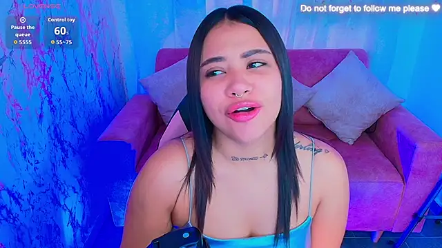 Snapshot of nicemiiaa7_ chatting on September 17, 2:30 pm nicemiiaa7 online show from September 17, 2:30 pm