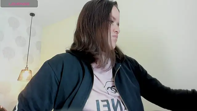 GIANAMILLER6 online show from January 6, 12:09 pm