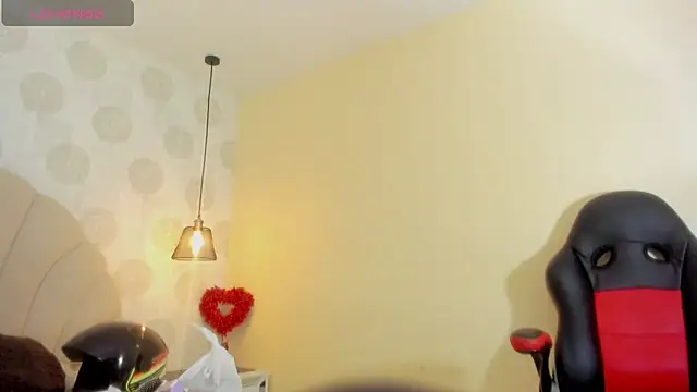 GIANAMILLER6 online show from February 28, 12:06 pm