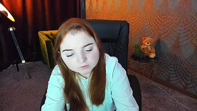 Snapshot of KattyRose8 chatting on May 6, 5:35 am KattyRose8 online show from May 6, 5:35 am
