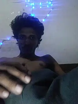 Snapshot of Ashy2001 chatting on October 10, 6:18 pm Ashy2001 online show from October 10, 6:18 pm