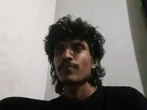 Snapshot of Ashy2001 chatting on March 4, 3:01 am Ashy2001 online show from March 4, 3:01 am