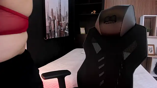 sunnypaytton online show from April 8, 12:27 pm