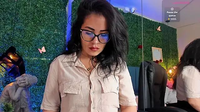 Linagh  online show from January 9, 11:46 am