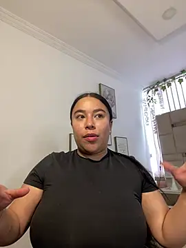 Zoey thompson online show from March 17, 7:39 pm