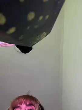 Snapshot of virtualgirlbr chatting on February 15, 7:27 am virtualgirlbr online show from February 15, 7:27 am