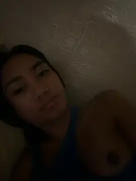 Side Chick online show from June 4, 7:31 pm
