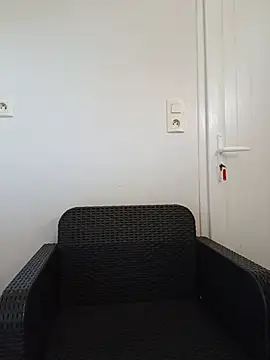 Fformesx online show from May 27, 11:29 am