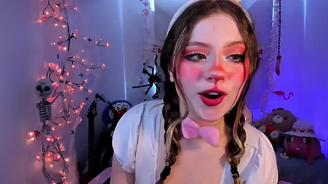 Lil bela online show from October 1, 12:11 pm