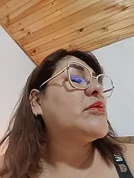 Snapshot of AlexxiaaMat chatting on June 29, 1:00 pm AlexxiaaMat online show from June 29, 1:00 pm