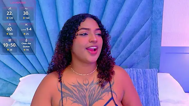 Cristal-Jonnes online show from October 16, 3:07 am