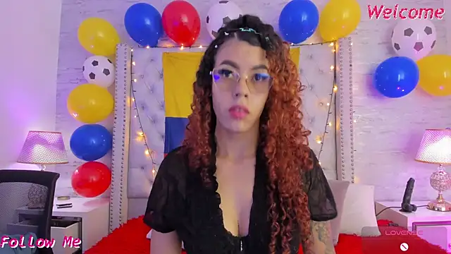 Snapshot of Pamelamiler__ chatting on July 2, 11:27 am Pamelamiler online show from July 2, 11:27 am