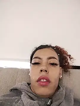 Snapshot of Pamelamiler__ chatting on July 3, 11:38 am Pamelamiler online show from July 3, 11:38 am