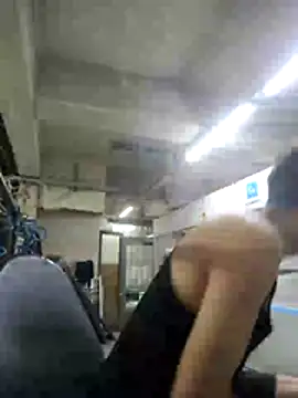 Snapshot of S-kt-et chatting on June 20, 6:00 pm S-kt-et online show from June 20, 6:00 pm