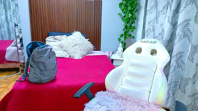 kataleya 29 online show from April 8, 8:53 pm