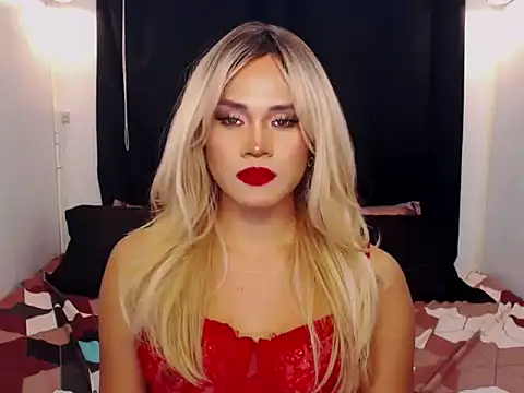 YllanaAltheaXxX online show from February 18, 5:14 am