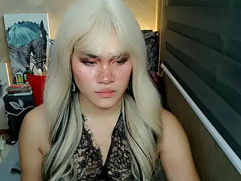 YllanaAltheaXxX online show from April 21, 3:02 am