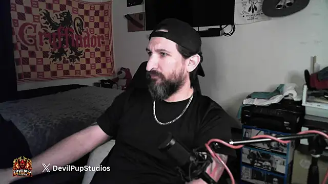 DevilPup75  online show from February 13, 3:13 am