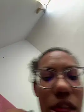 Valen1800 online show from March 19, 3:05 pm