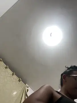 Valen1800 online show from March 22, 1:42 am