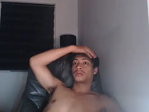 Asian gregor online show from August 5, 3:59 pm