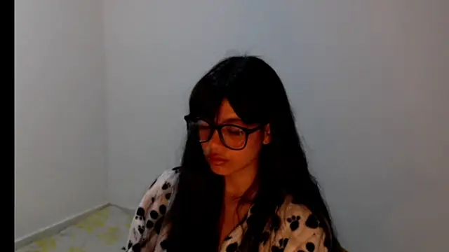 meganmiauu online show from June 19, 11:58 am