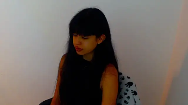 meganmiauu online show from July 27, 12:45 pm