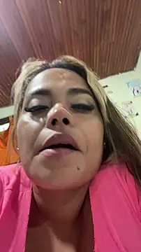 EmilyDuran  online show from March 6, 4:58 pm