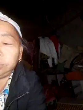 Snapshot of VangLe73 chatting on December 14, 12:32 pm VangLe73 online show from December 14, 12:32 pm