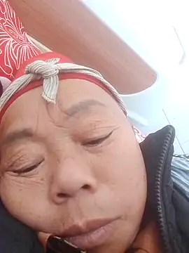 Snapshot of VangLe73 chatting on December 22, 3:14 am VangLe73 online show from December 22, 3:14 am