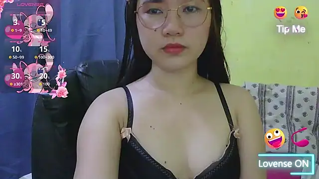 HornyAsian4uxx online show from May 31, 9:27 am