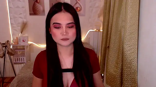 Snapshot of alisha_klassx chatting on June 5, 8:14 pm alisha klassx online show from June 5, 8:14 pm