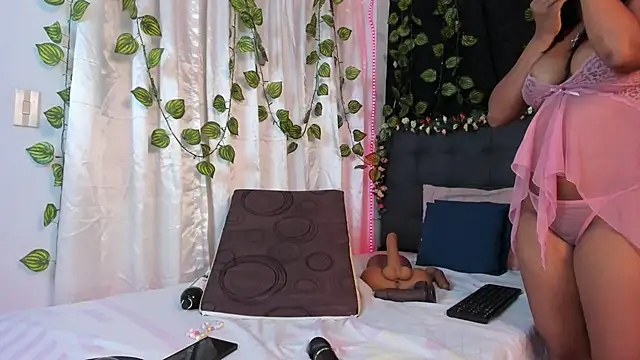 Delilah 85 online show from January 18, 6:34 pm