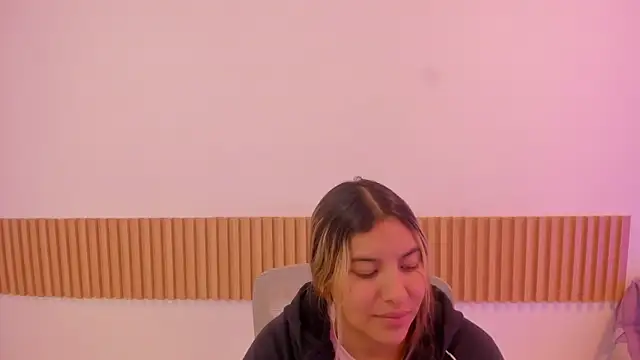 OliviaSweett online show from July 20, 8:22 pm
