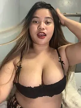 imogen x online show from June 16, 3:14 pm