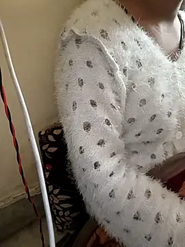 Alia-00 online show from February 11, 5:45 am