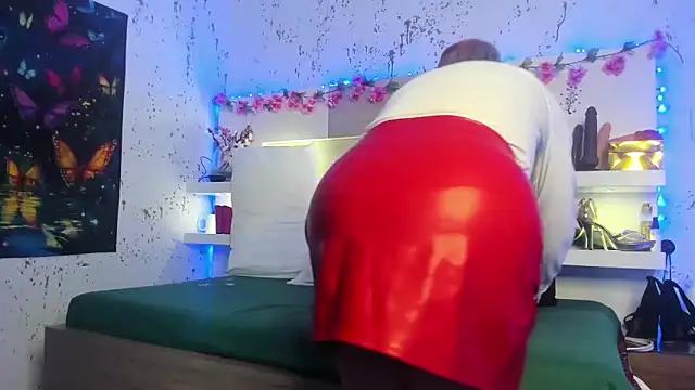 JaddeWalker online show from March 31, 11:32 am