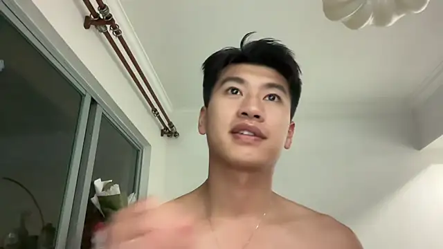 Snapshot of heywilliam chatting on November 8, 3:56 pm heywilliam online show from November 8, 3:56 pm