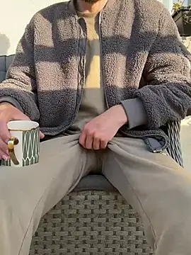 Michel huge online show from April 5, 5:54 pm