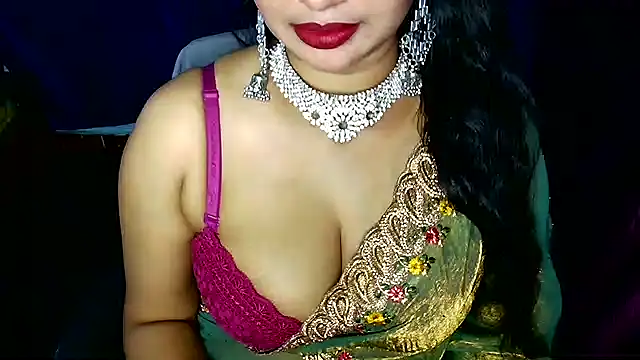 QUEEN SAKHI- online show from June 21, 10:51 am